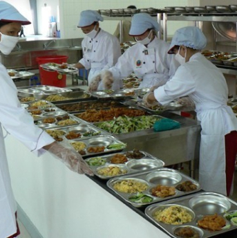 Tại sao nên lựa chọn dịch vụ suất ăn công nghiệp tại Đồng Nai?